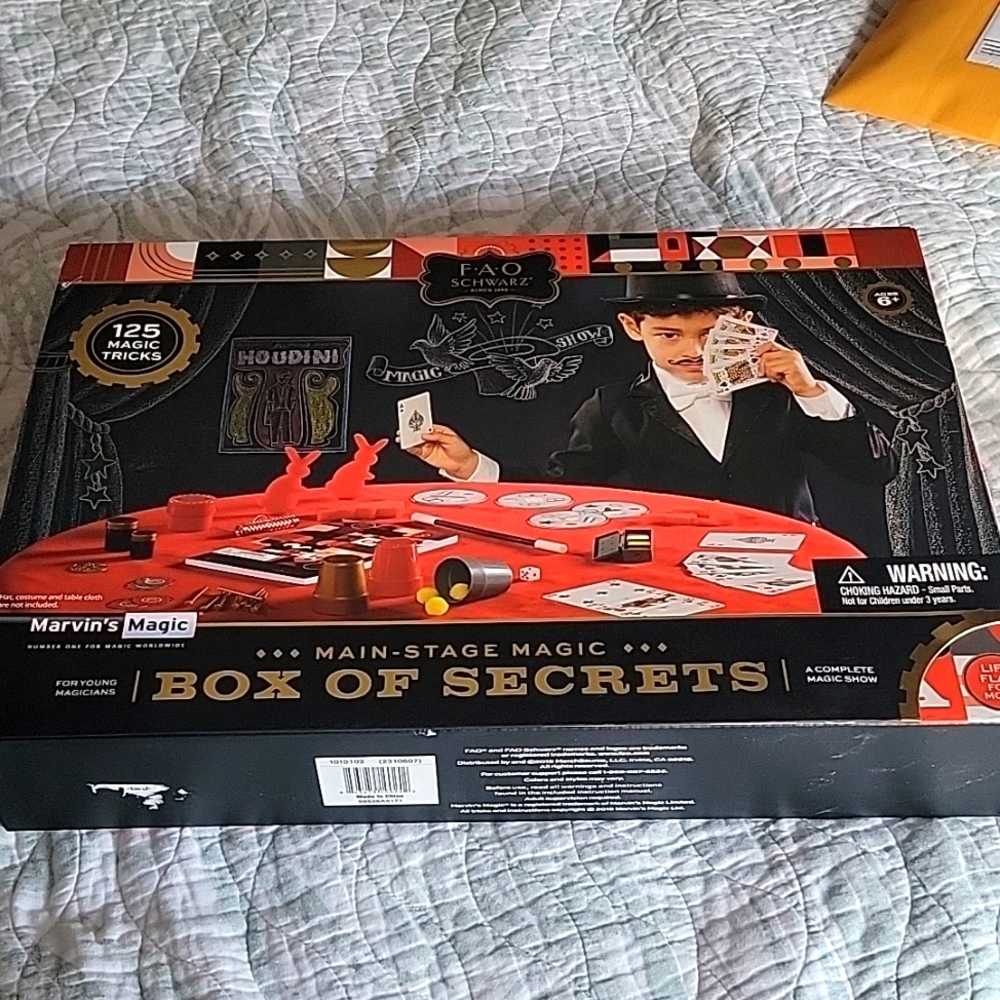Magic tricks gift